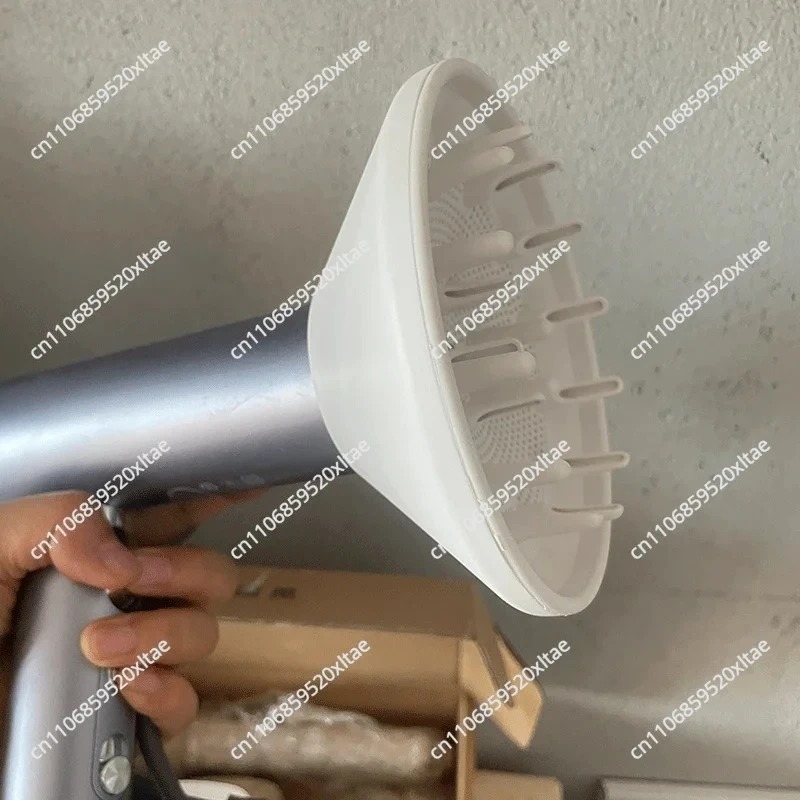 Hair Dryer With Magnetic Nozzles Diffusers - ملحقات دائمة لمجفف الشعر المحمول من