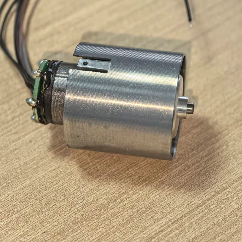 مروحة توربينية عالية السرعة بث - مراجعة High Speed Hair Dryer Brushless 110000Rpm وسعره