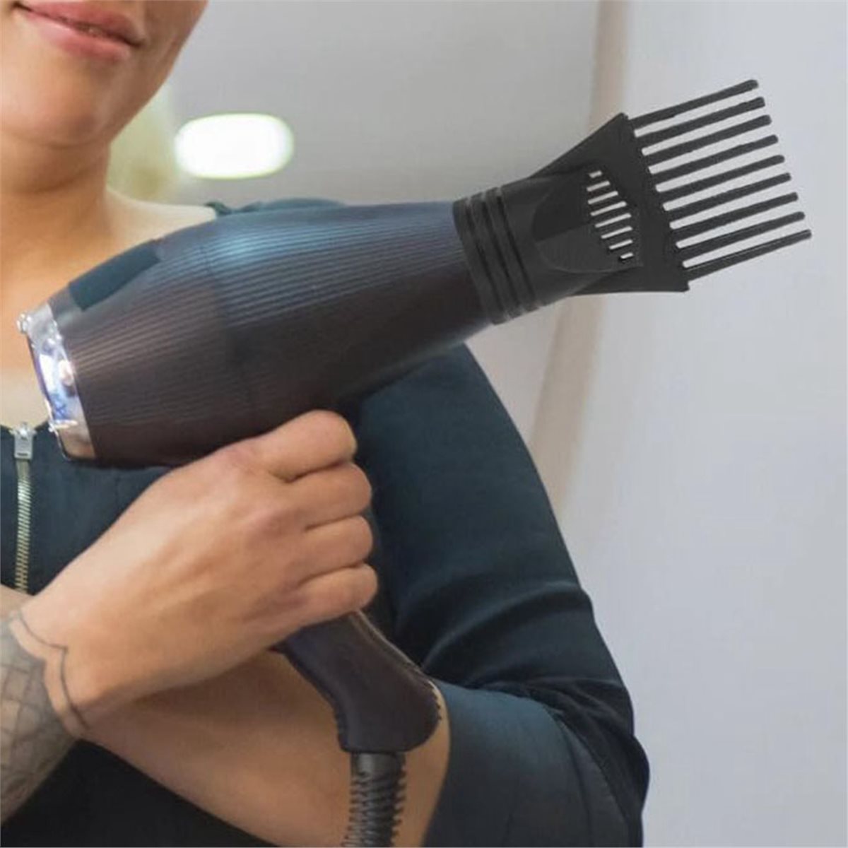 مرفق مشط مجفف الشعر العالمي لف - مراجعة Hair Dryer Styling Comb Attachment وسعره